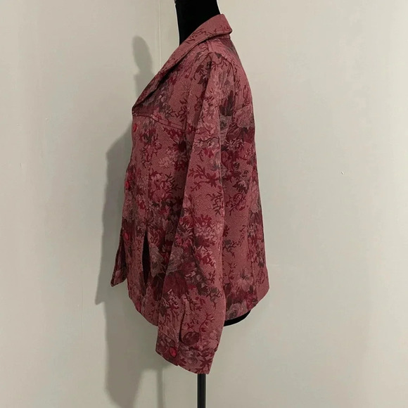 Coldwater‎ Creek Red Floral Tapestry Jacket/Shacket - Picture 6 of 9